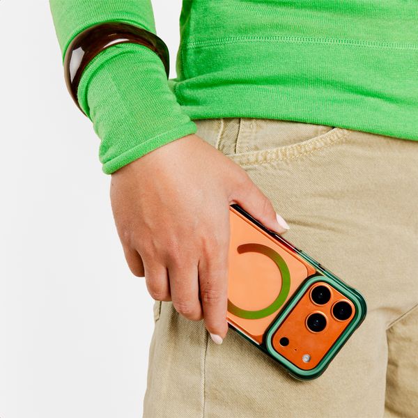 Selencia Cover MagSafe Gradient Apple iPhone 16 Pro - Verde / Marrone