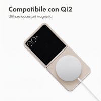 Accezz Cover in silicone liquido con MagSafe Samsung Galaxy Z Flip 8 - Stone