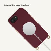 Selencia Rivièra MagSafe Backcover met afneembare haakjes Apple iPhone 17e / 16e - Bold Burgundy