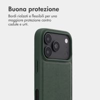 Accezz Backcover Edge con MagSafe Apple iPhone 18 Pro / 17 Pro - Verde