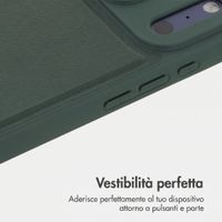 Accezz Backcover Edge con MagSafe Apple iPhone 17 Pro - Verde