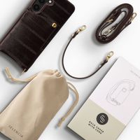 Selencia Nova cover posteriore in vera pelle con portacarte Samsung Galaxy S25 - Dark Chocolate