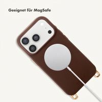 Selencia Rivièra MagSafe Backcover met afneembare haakjes Apple iPhone 17 Pro Max - Choco Brown