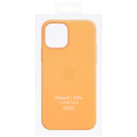 Apple Cover in Pelle MagSafe  iPhone 12 (Pro)  - California Poppy