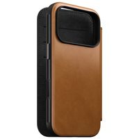 Nomad Cover a libro in pelle moderna Apple iPhone 18 Pro / 17 Pro - English Tan