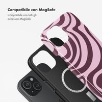 Selencia Cover posteriore Vivid con MagSafe Apple iPhone 15 - Wavy Swirl Pink Plum