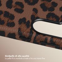 Selencia Cover Sabi Stampa pantera con MagSafe Samsung Galaxy S26 - Mocha Brown