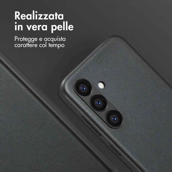Accezz Cover in Pelle con MagSafe Samsung Galaxy S24 - Onyx Black
