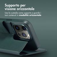 Accezz Cover in pelle 2 in 1 con MagSafe Apple iPhone 14 Pro - Cedar Green