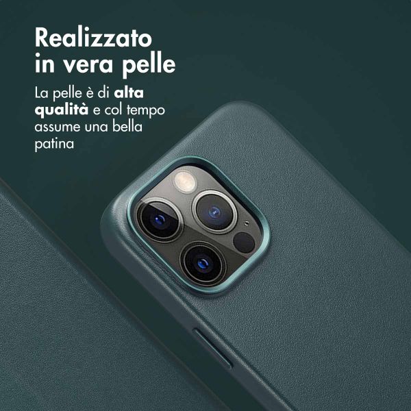 Accezz Cover in pelle 2 in 1 con MagSafe Apple iPhone 15 Pro Max - Cedar Green