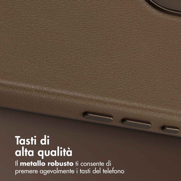 Accezz Cover in Pelle con MagSafe Apple iPhone 17 - Marrone caffè