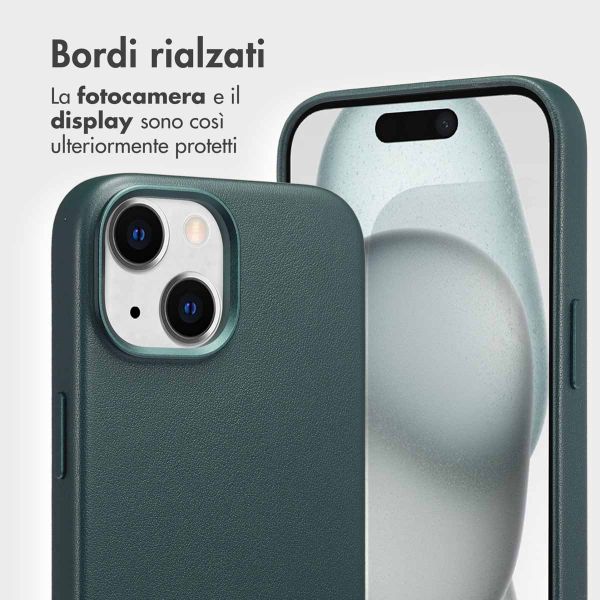 Accezz Cover in pelle 2 in 1 con MagSafe Apple iPhone 15 - Cedar Green