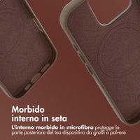 Accezz Cover in Pelle con MagSafe Apple iPhone 16 Pro - Marrone caffè