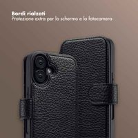 Selencia Cover Riva con MagSafe e cordino Apple iPhone 16 - Nero