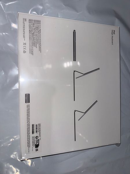 Apple Magic Keyboard Apple iPad Air 13 pollici (2026) M4 / (2025) M3 / (2024) M2 / iPad Pro 12.9 (2018/2020/2021/2022) - QWERTY / IT - Nero
