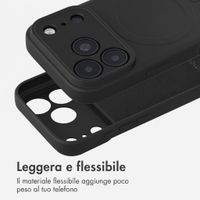 imoshion Cover Posteriore Colorata con MagSafe Apple iPhone 18 Pro / 17 Pro - Nero