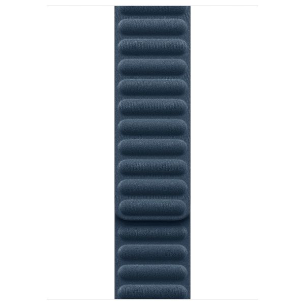 Apple Cinturino Magnetic Link in FineWoven Apple Watch | 44/45/46/49 mm - Taglia M/L - Baltic Blue