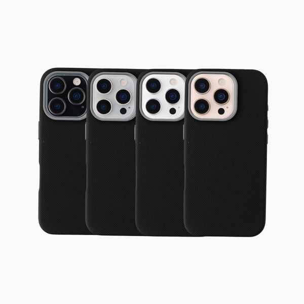 Accezz Cover Mesh con MagSafe Apple iPhone 16 Pro - Nero
