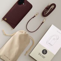 Selencia Cover per telefono Nova con cordino e portacarte Apple iPhone 16 - Bold Burgundy