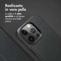 Accezz Cover in pelle 2 in 1 con MagSafe Apple iPhone 15 Pro - Onyx Black