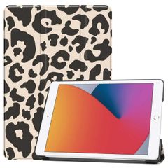 imoshion Cover Trifold Design Apple iPad 9 (2021) 10.2 pollici / iPad 8 (2020) 10.2 pollici / iPad 7 (2019) 10.2 pollici - Leopard