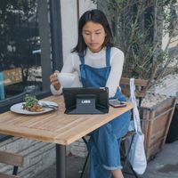 UAG Cover a libro Metropolis Apple iPad 9 (2021) 10.2 pollici / iPad 8 (2020) 10.2 pollici / iPad 7 (2019) 10.2 pollici - Nero