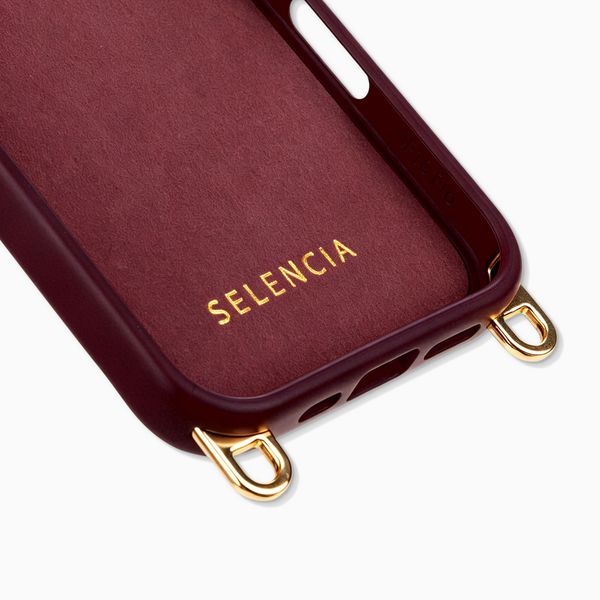 Selencia Cover posteriore Rivièra con MagSafe con ganci rimovibili Apple iPhone 16 Pro Max - Bold Burgundy