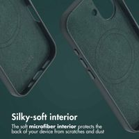 Accezz Cover in Pelle con MagSafe Apple iPhone 16 - Cedar Green