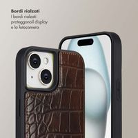 Selencia Cover per telefono Nova Croco con cordino e portacarte Apple iPhone 15 - Choco Brown