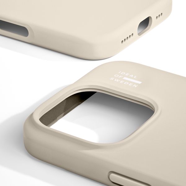 iDeal of Sweden Cover in silicone con MagSafe Apple iPhone 16 Pro Max - Cloud Dancer