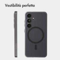 Accezz Cover Lite con MagSafe | Fluted | Samsung Galaxy S24 - Grigio