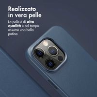 Accezz Cover in pelle 2 in 1 con MagSafe Apple iPhone 14 Pro - Nightfall Blue