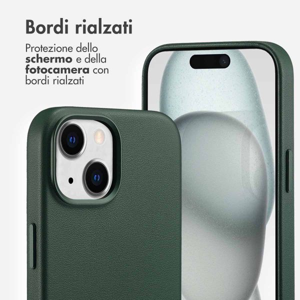Accezz Cover in Pelle con MagSafe Apple iPhone 15 - Cedar Green