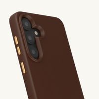 Selencia Cover posteriore Rivièra con MagSafe con ganci rimovibili Samsung Galaxy A55 (5G) / A35 - Choco Brown