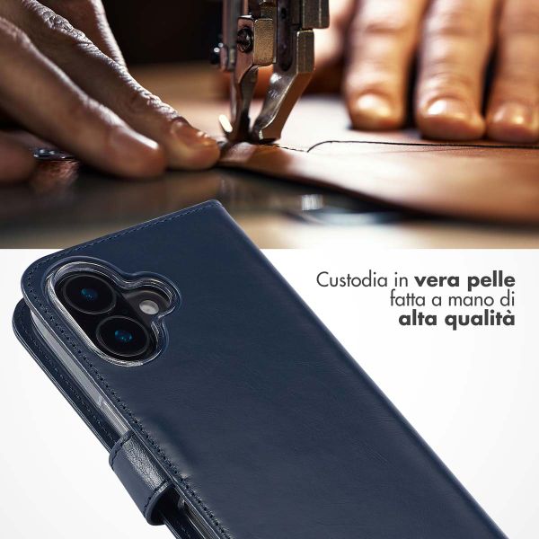 Selencia Cover a libro in vera pelle Apple iPhone 16 Plus - Blu