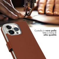 Selencia Cover a libro in vera pelle Apple iPhone 14 Pro - Marrone chiaro