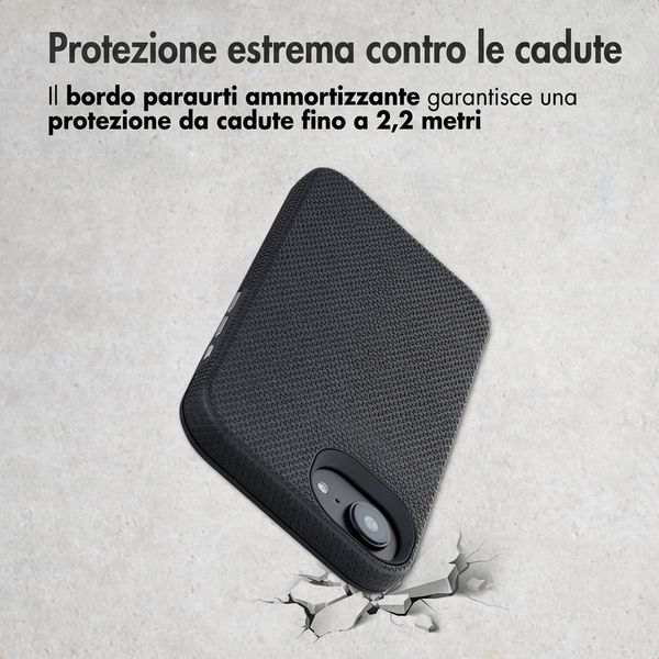 Accezz Cover Posteriore Resistente con MagSafe Apple iPhone 17e / 16e - Nero