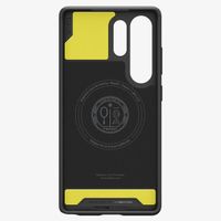 Spigen Cover Rugged Armor con MagSafe Samsung Galaxy S25 Ultra - Matte Black