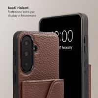 Selencia Cover per telefono Sera con cordino e portacarte a busta Samsung Galaxy A36 - Chocolate Brown