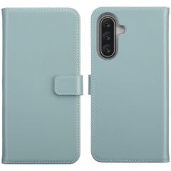 Selencia Cover a libro in vera pelle Samsung Galaxy A17 (5G) / (4G) - Air Blue