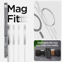 Spigen Cover Posteriore Ultra Ibrida con MagSafe Apple iPhone 16 - Carbon Fiber