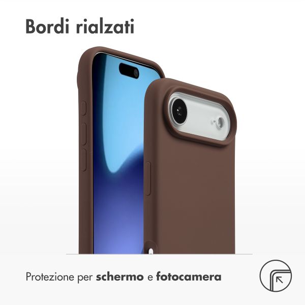 Accezz Cover in silicone liquido con MagSafe Apple iPhone Air - New Tea Brown