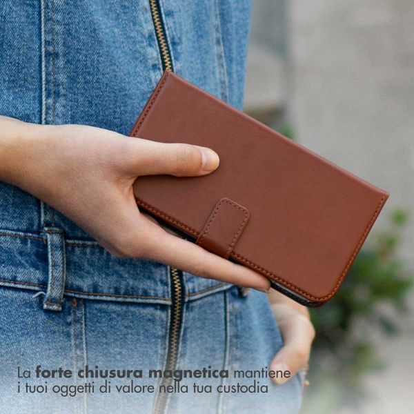 Selencia Cover a libro in vera pelle Apple iPhone 12 (Pro) - Marrone chiaro