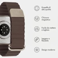 imoshion Cinturino magnetico in pelle sintetica Apple Watch | 44/45/46/49 mm - Marrone scuro