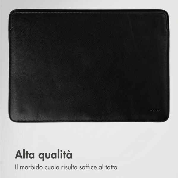 Accezz Cover in pelle per Apple MacBook 16 pollici - Laptopsleeve - Nera