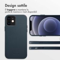 Accezz Cover in Pelle con MagSafe Apple iPhone 12 (Pro) - Nightfall Blue