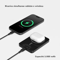 Selencia Vivid Powerbank 5.000 mAh - MagSafe e Qi - Nero / Choco Flower Pop