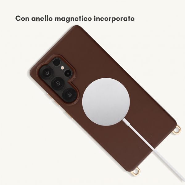 Selencia Cover posteriore Rivièra con MagSafe con ganci rimovibili Samsung Galaxy S25 Ultra - Choco Brown