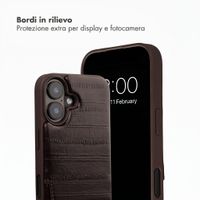 Selencia Nova cover posteriore in vera pelle con portacarte Apple iPhone 16 - Dark Chocolate
